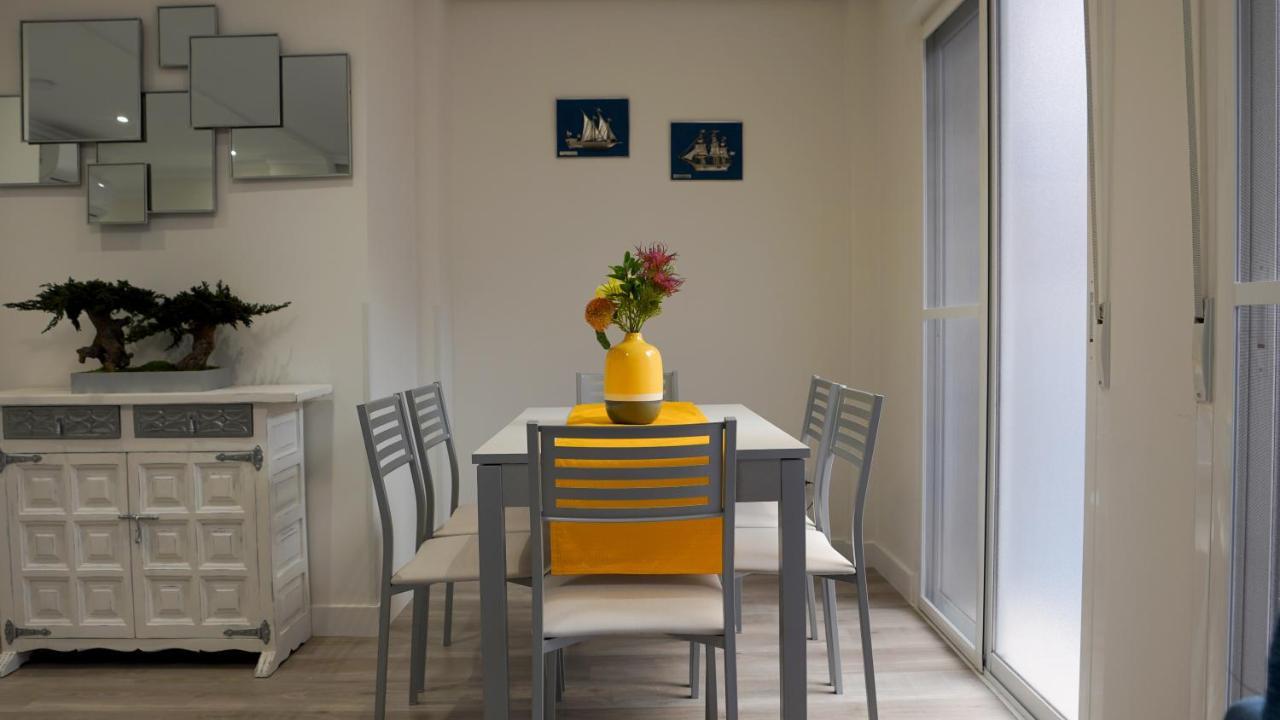 Stylish & Spacious Family Apartment Near Beach & Vibrant Historic Market Alicante Ngoại thất bức ảnh