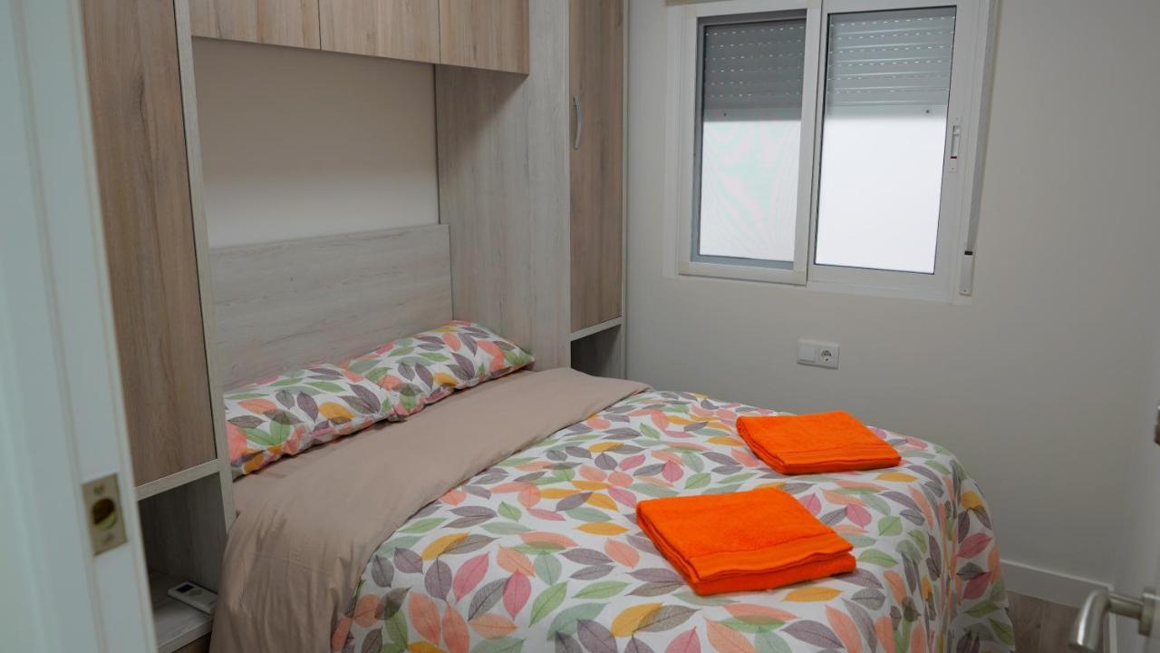 Stylish & Spacious Family Apartment Near Beach & Vibrant Historic Market Alicante Ngoại thất bức ảnh